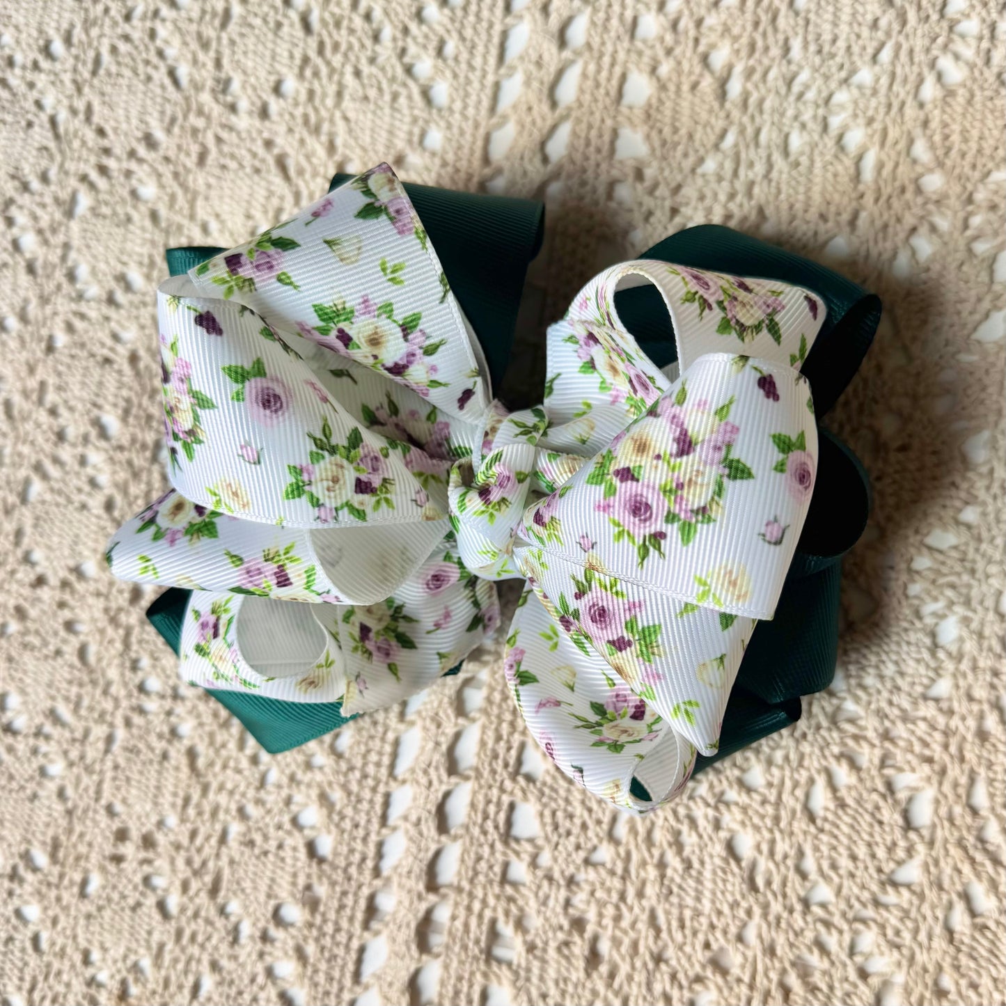 Lucious Loopy Bow: Green