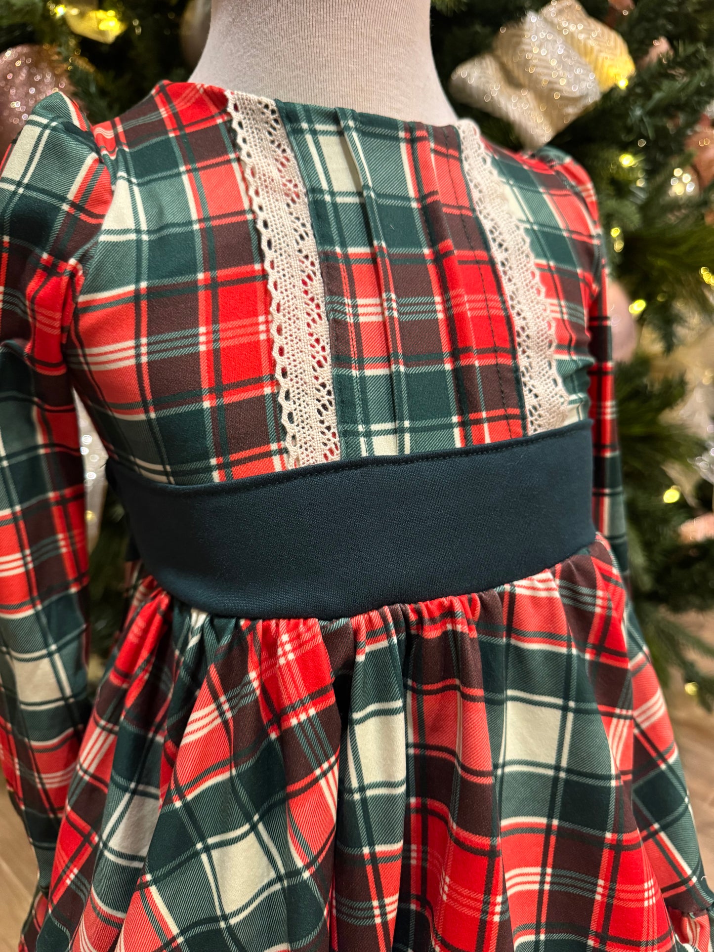 Forever Ellie: Classic Christmas