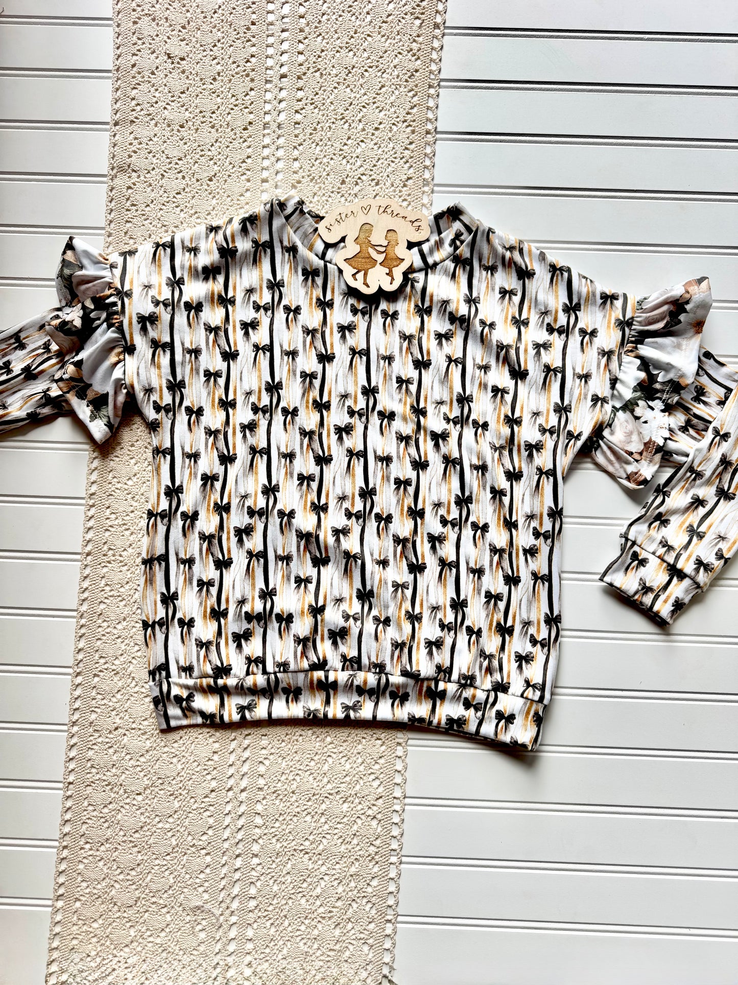 Bows - Large White Floral Coordinate